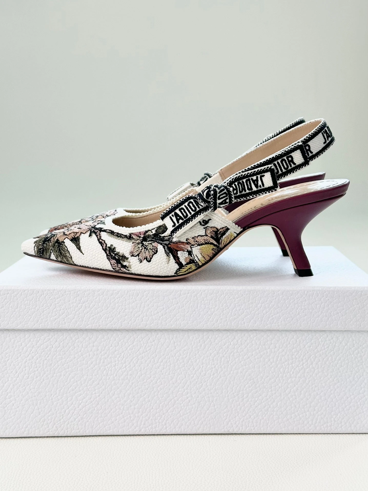 Dior J´ADIOR Slingback Pumps EU35.5,EU38 4 Dior J´ADIOR Slingback Pumps EU35.5,EU38 - Image 4